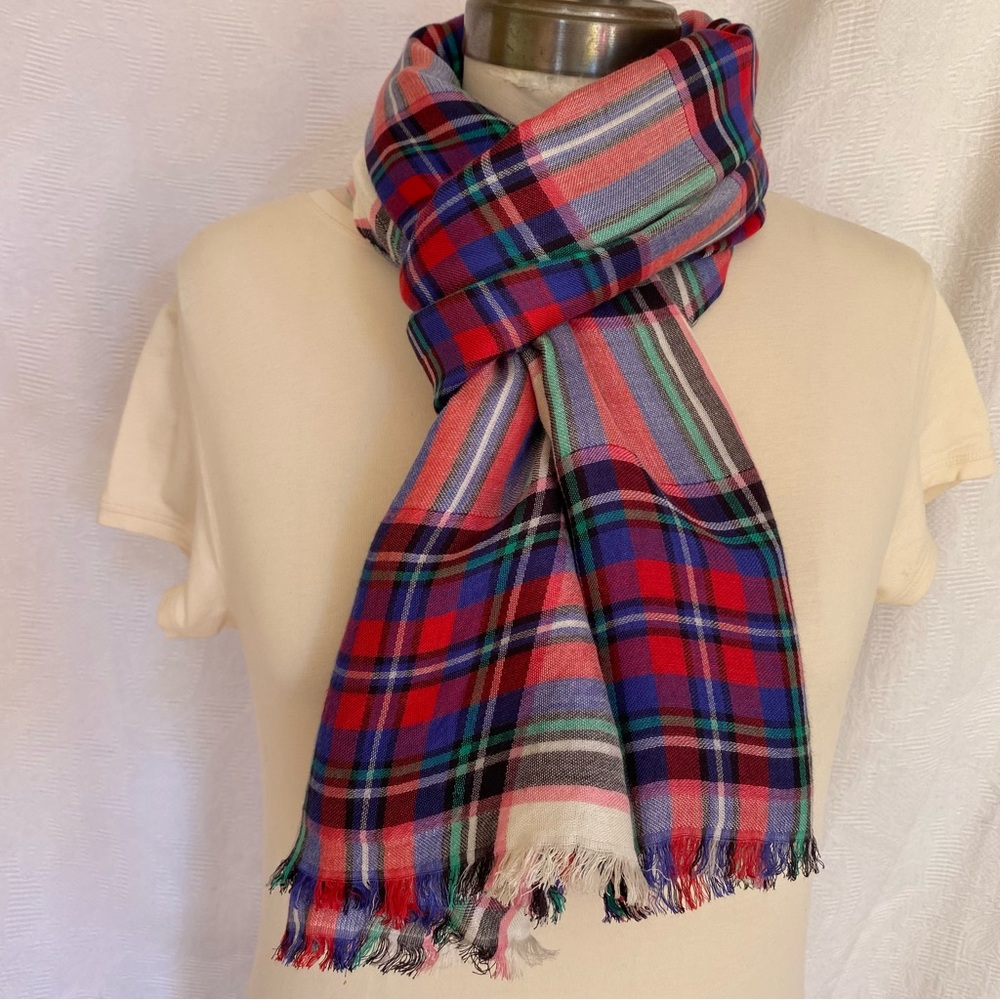Talbots rayon plaid scarf/shawl